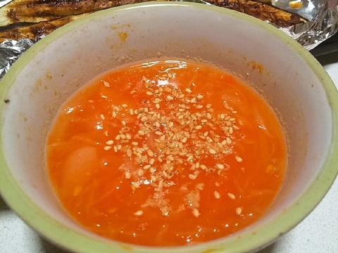 毎日摂りたいトマト★レンジで冷凍トマトのスープ